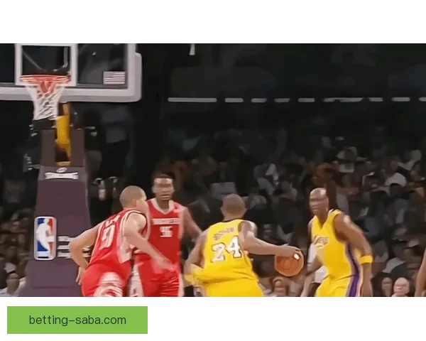 詹姆斯回忆科比经典瞬间：本以为是战术安排却遭遇单打冲击